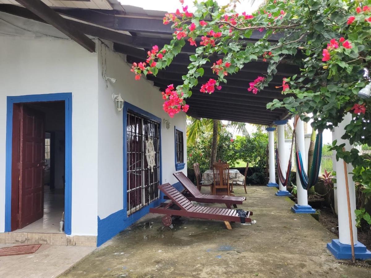 Hostal Rudy'S Beach Puerto Cortes Exterior foto