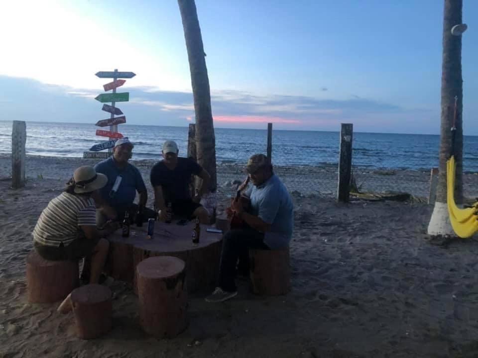 Hostal Rudy'S Beach Puerto Cortes Exterior foto